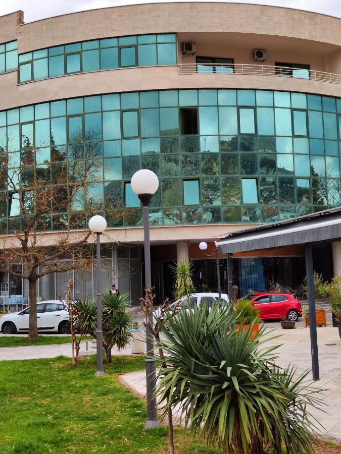 Apartmani Most Mostar Eksteriør billede